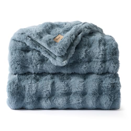 GentleSoft Bubble Faux Fur King Size Blanket for Bed