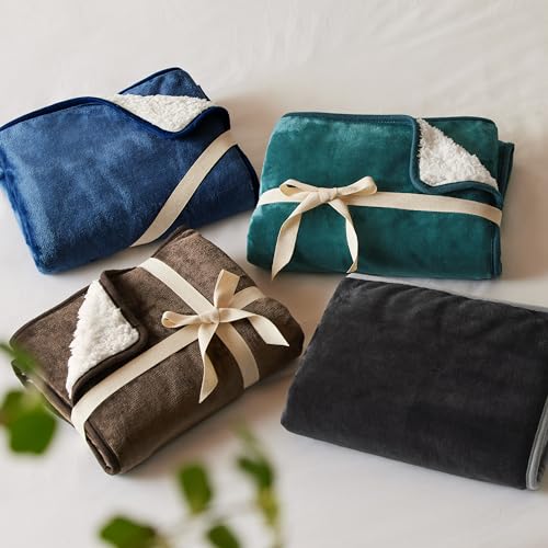 Waterproof Blanket for Bed Soft Sherpa Fleece Throw