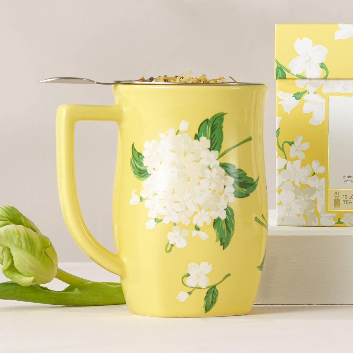 Ceramic Fiore Tea Cup with Infuser