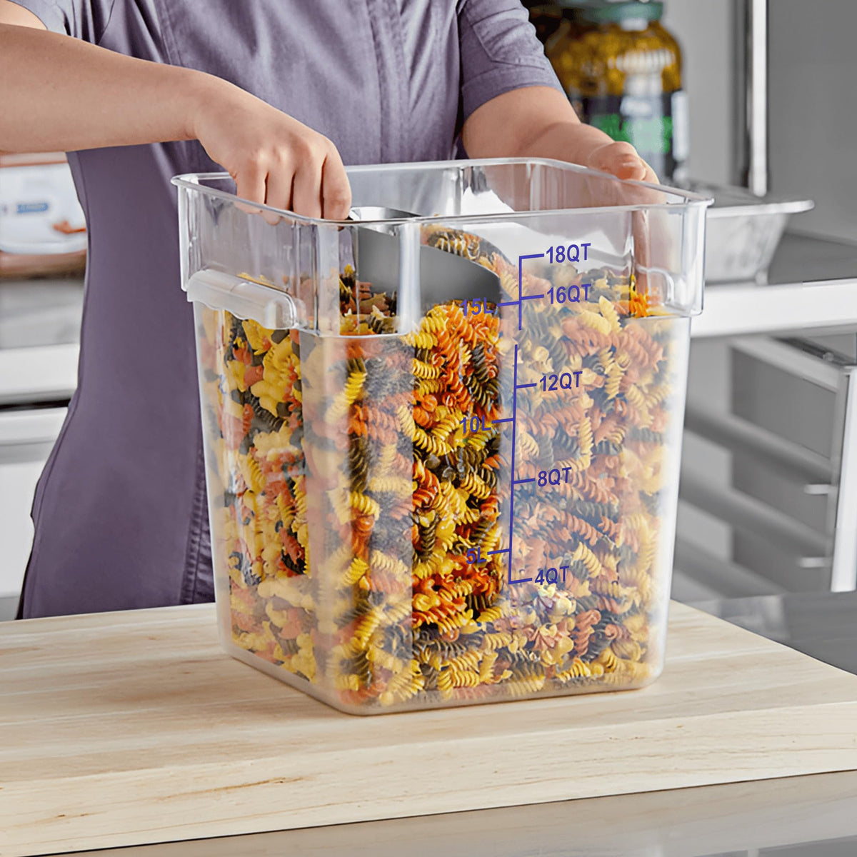 4 Pack 18 Qt Square Food Storage Containers with Lids (4 Count)