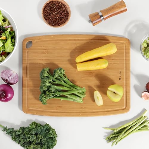 Lightweight Durable Bamboo Cutting Board with Non