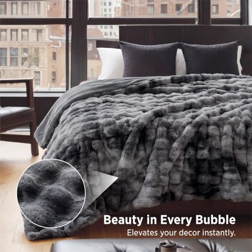 GentleSoft Bubble Faux Fur Blankets Queen Size