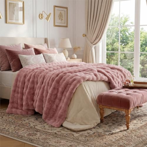 GentleSoft Bubble Faux Fur Blankets Queen Size