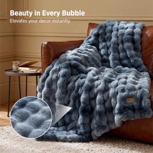 GentleSoft Fluffy Fuzzy Tie