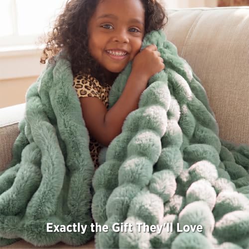GentleSoft Fluffy Fuzzy Twin Blanket