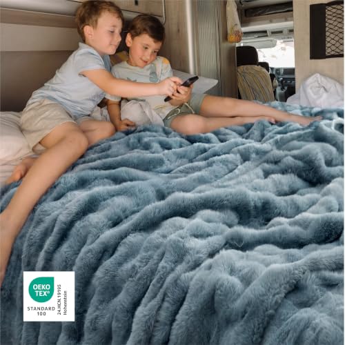 GentleSoft Bubble Faux Fur King Size Blanket for Bed
