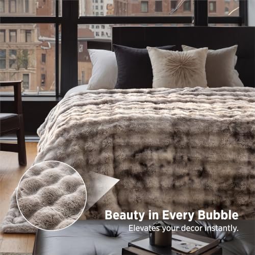 GentleSoft Bubble Faux Fur Blankets Queen Size