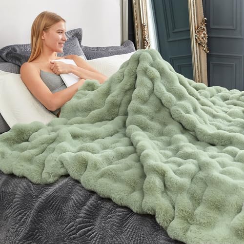 Faux Fur Throw Blanket for Couch