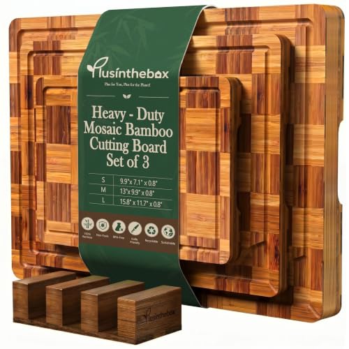 Checkered Cutting Board Set with Holder