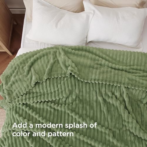 Soft King Size Blankets for Bed Reseda Green 108"x90"