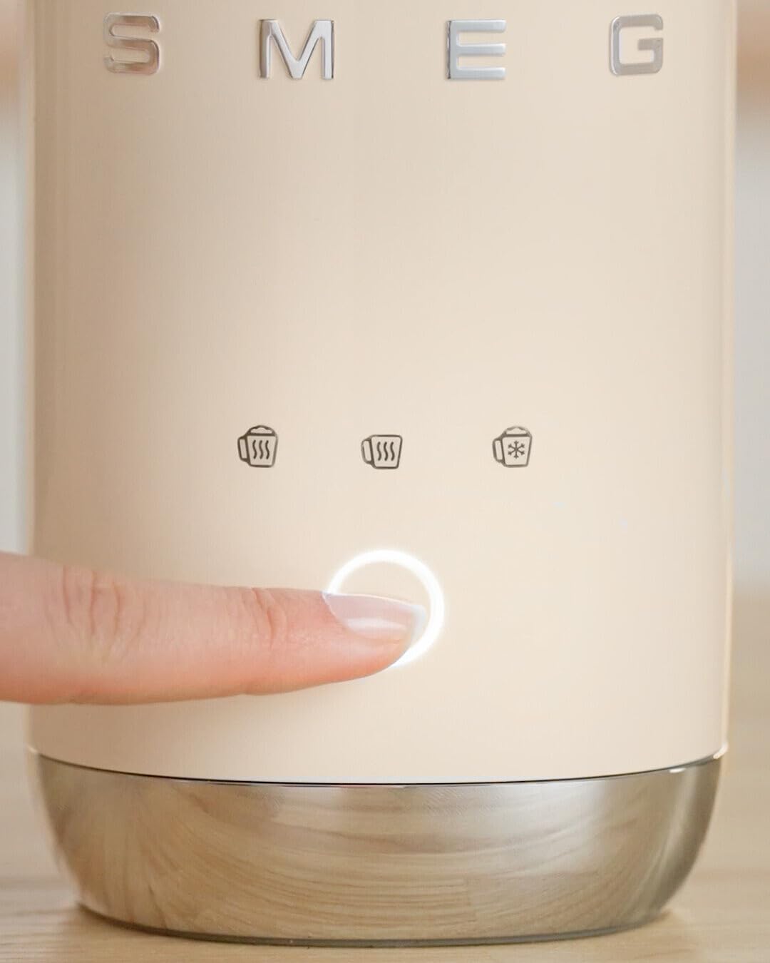 MFF02 Retro Style Mini Electric Milk Frother
