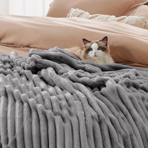 Soft King Size Blankets for Bed Frost Gray 108"x90"