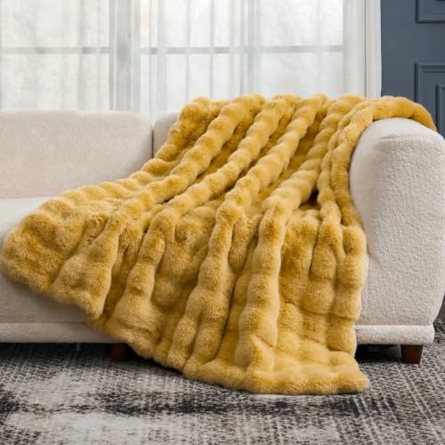 Faux Fur Throw Blanket for Couch