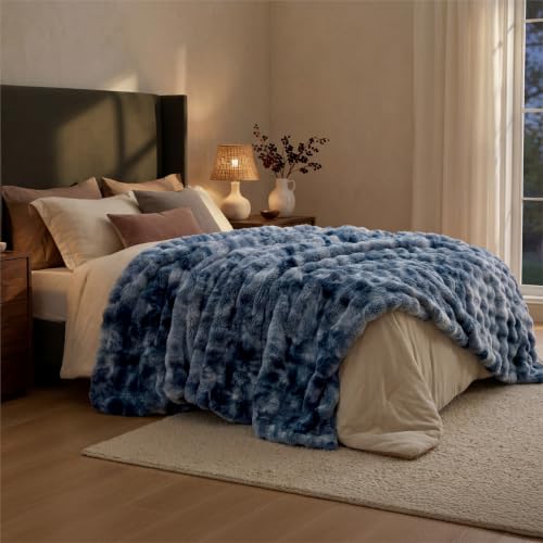 GentleSoft Bubble Faux Fur Blankets Queen Size