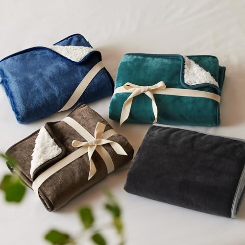Waterproof Dog Blankets for Small Dogs Soft Cat Blanket Warm