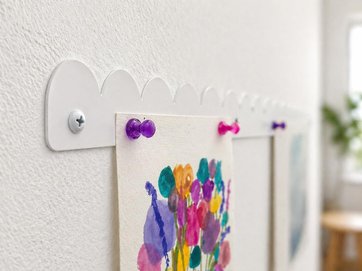 Scalloped Magnetic Art Display for Kids Artwork & Photos