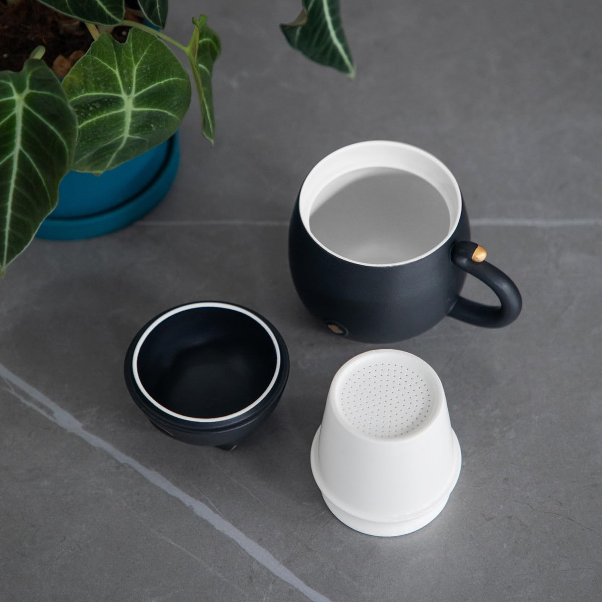Ceramic Black Cat Tea Cup 10oz with Infuser and Lid