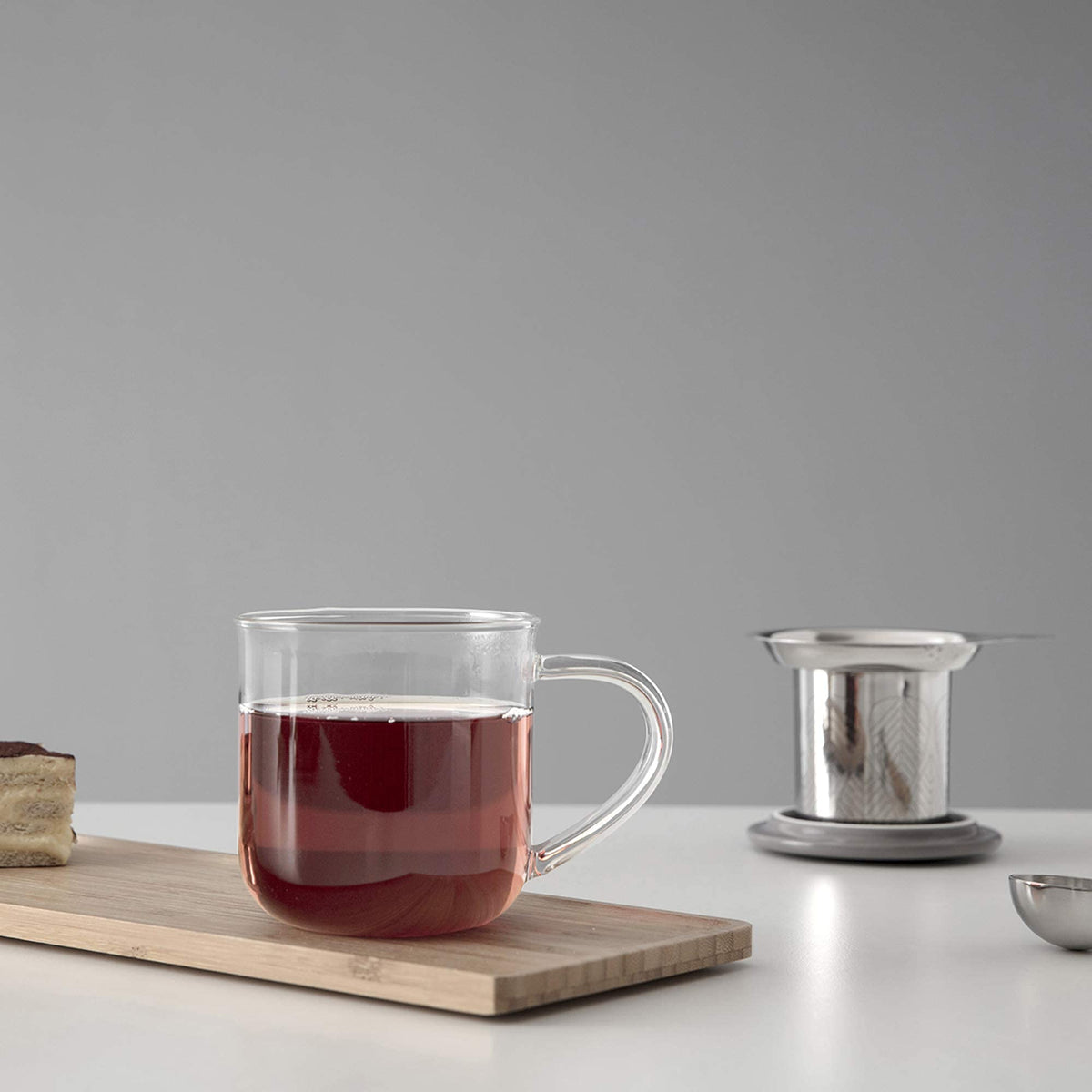 VIVA Minima Eva Glass Tea Cup with Mesh Infuser (14 Ounce)