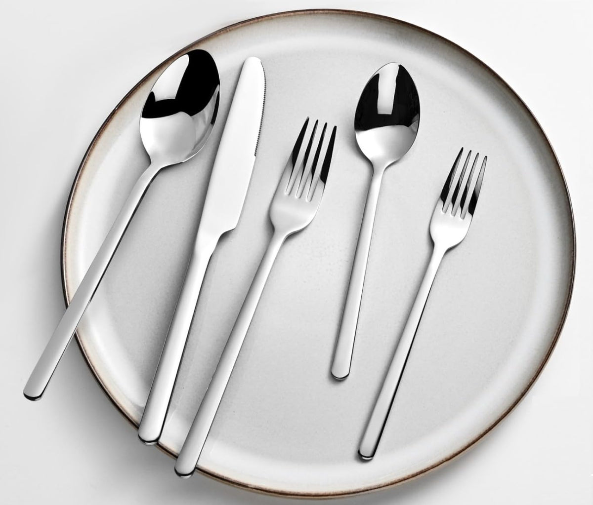 40 Piece Silverware Set (40 Count)