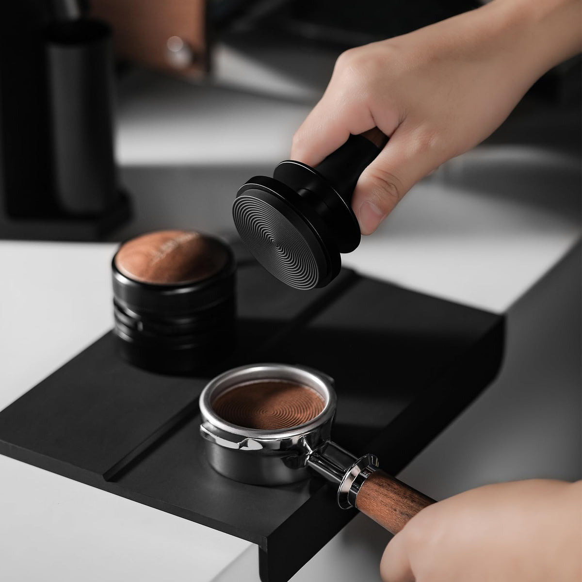 53.35mm Espresso Coffee Tamper with Three Spring Loaded Calibrated Espresso Tamper 30lbs 54mm Espresso Hand Tamper with Sound Feedback Titanium Coating Black T6177T