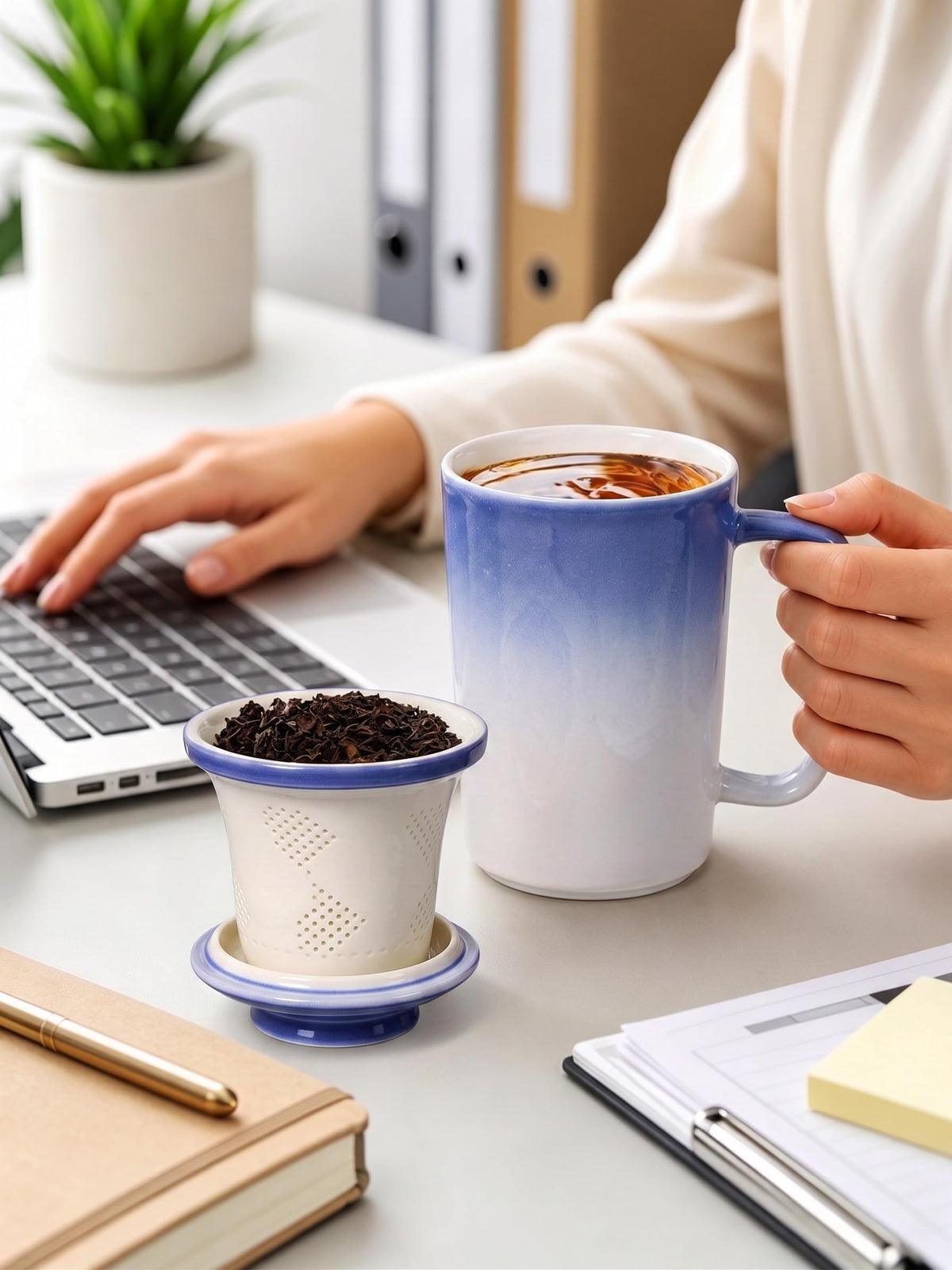 Ceramic Tea Mug with Infuser and Lid