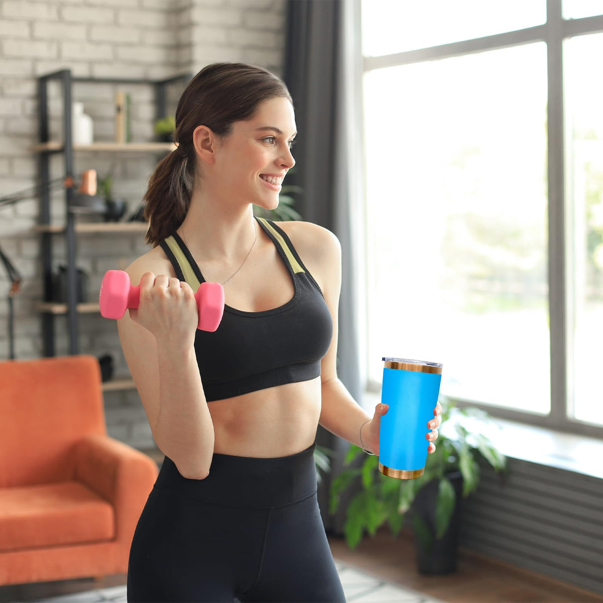 20 oz Insulated Tumbler With Lid and Straw Blue