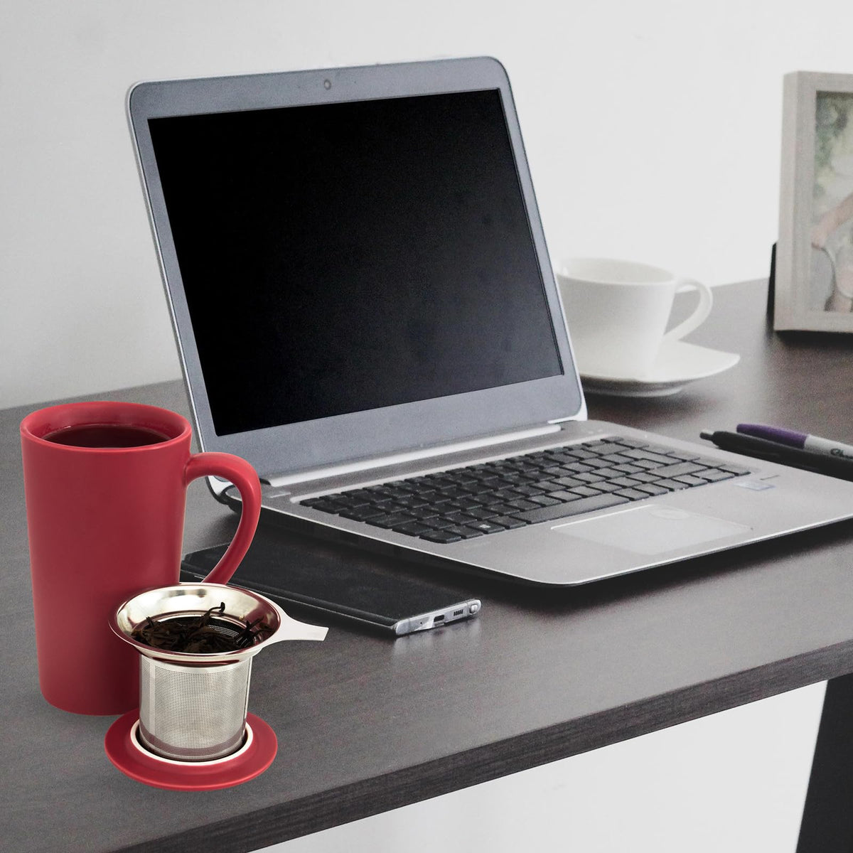 Tea Cup with Infuser and Lid