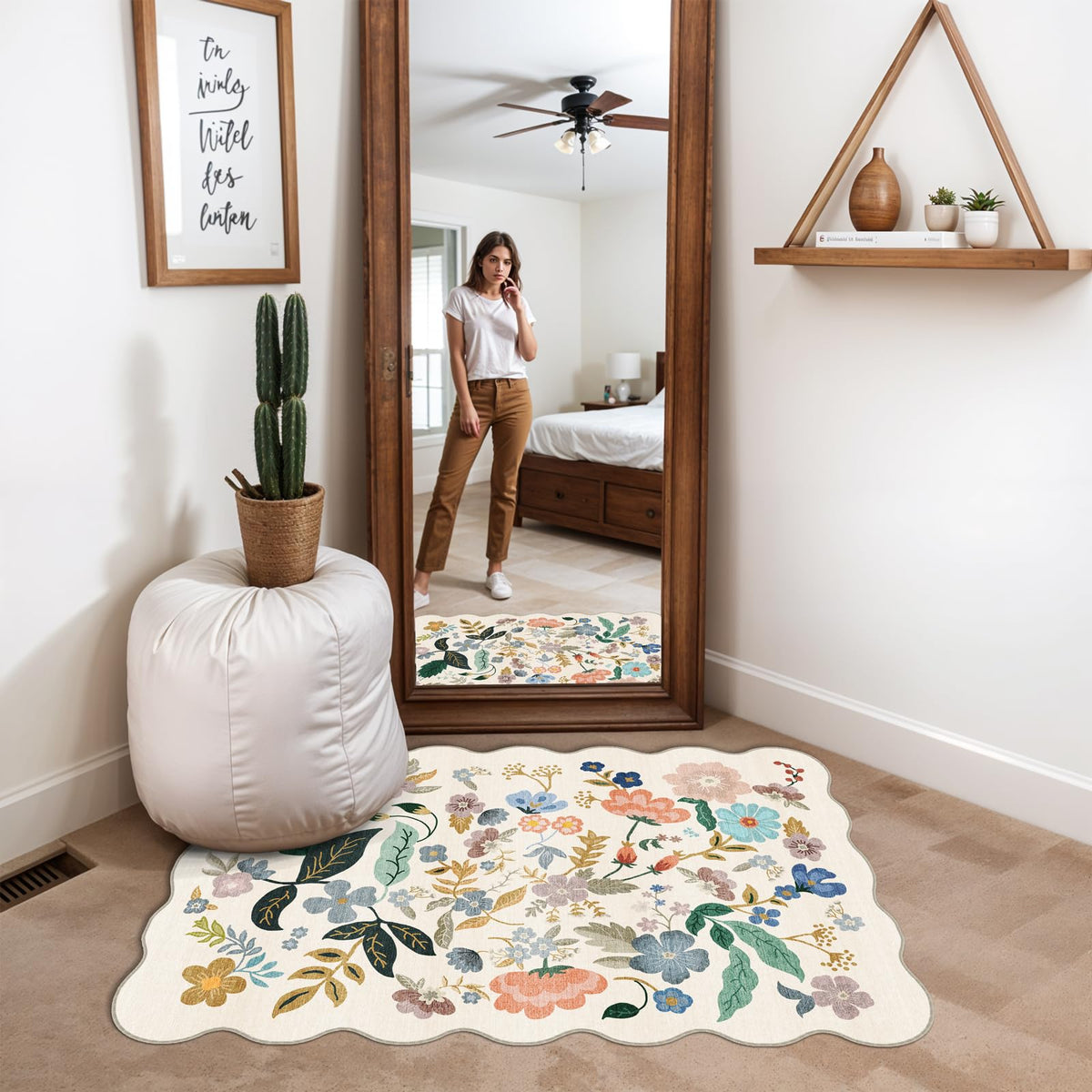 Washable 2x3 Entryway Scalloped Rug (6 Sq Ft)