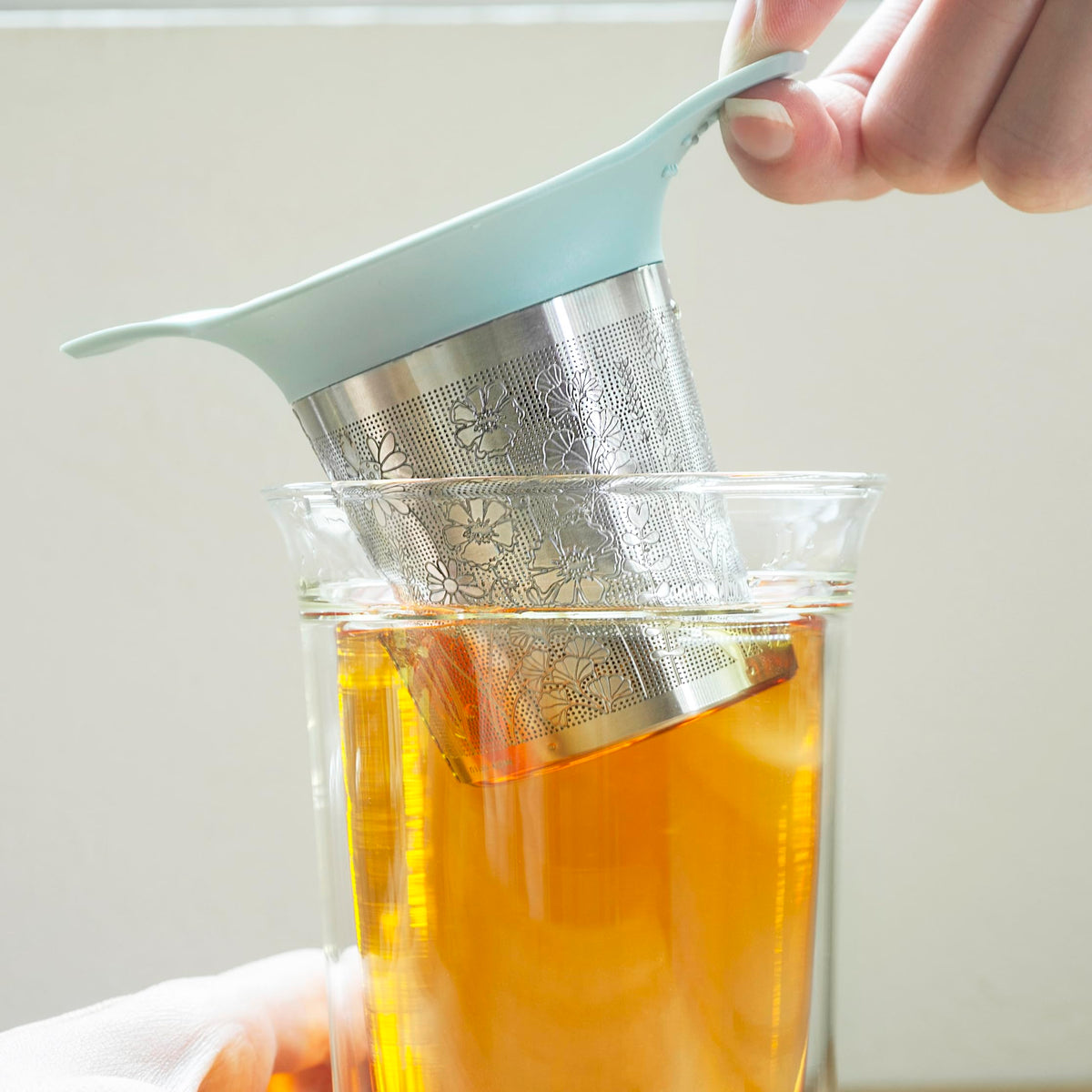 Tea Basket For Loose Tea Loose Leaf Tea Steeper For Loose Leaf Tea Stainless Tea Infuser Fine Mesh Tea Infuser Tea Filter Strainer Tea Diffusers For Loose Tea Brewer