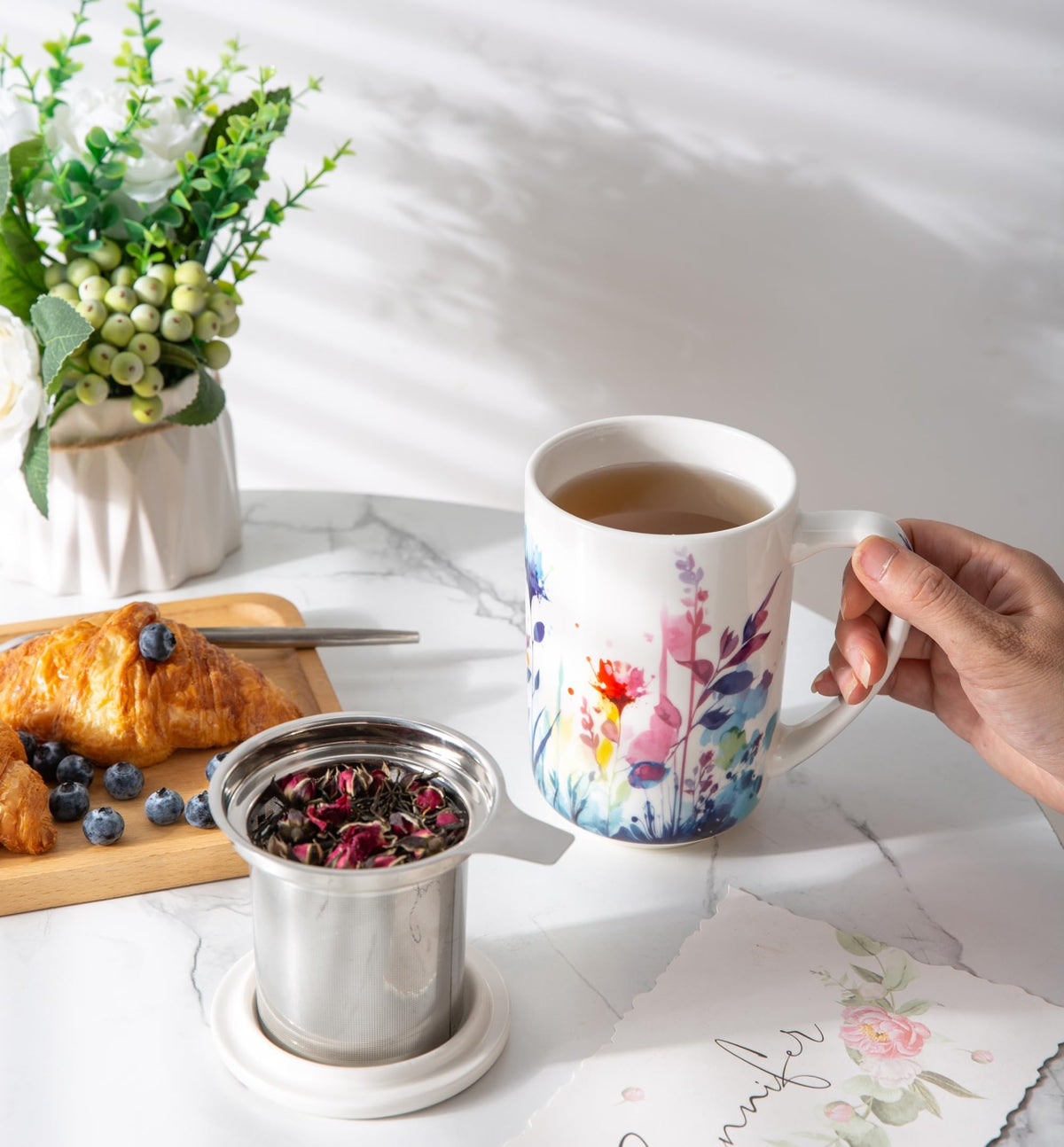 Tea Cup With Infuser and Lid
