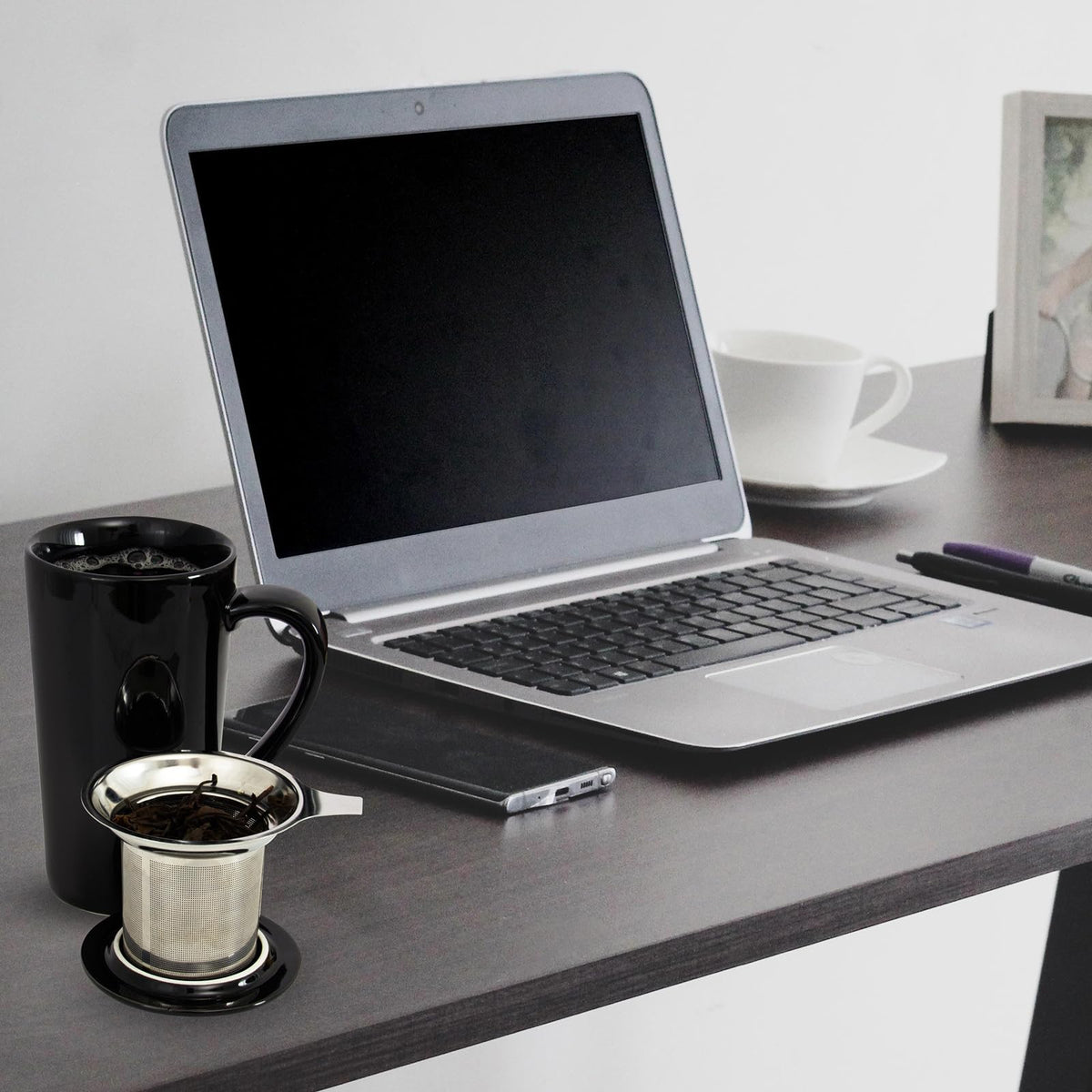 Tea Cup with Infuser and Lid