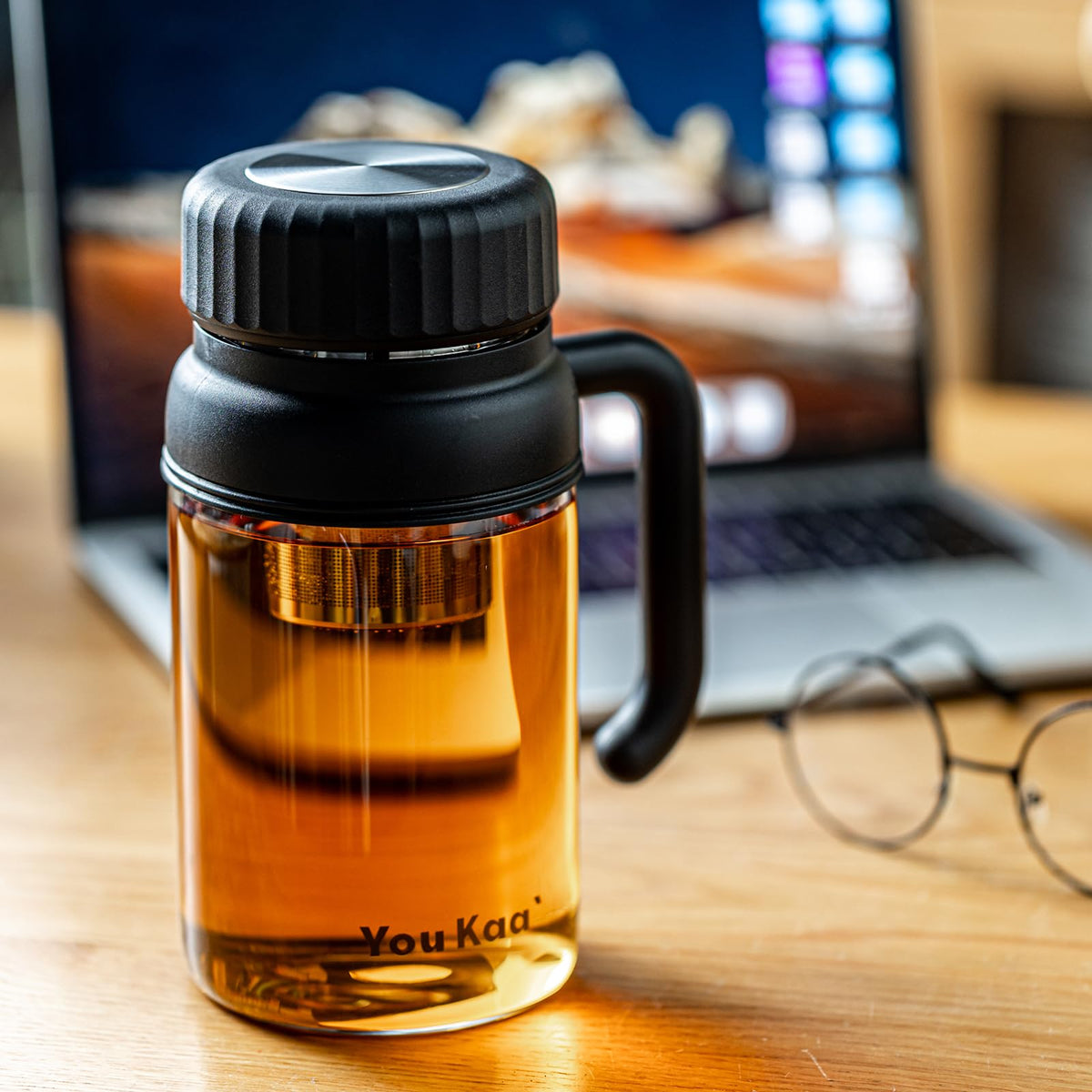 32oz Tea Infuser Bottle