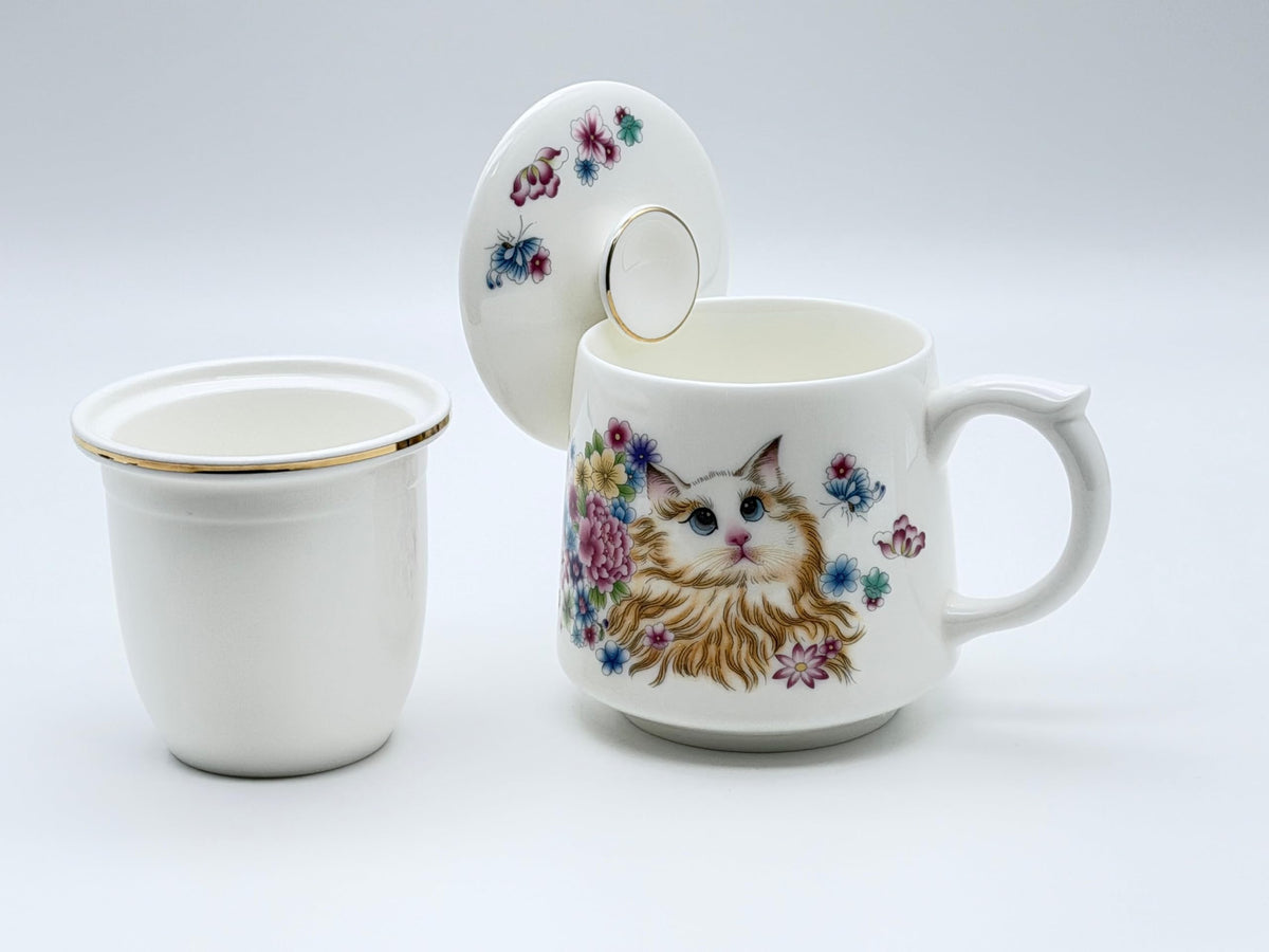 Ceramic tea cups