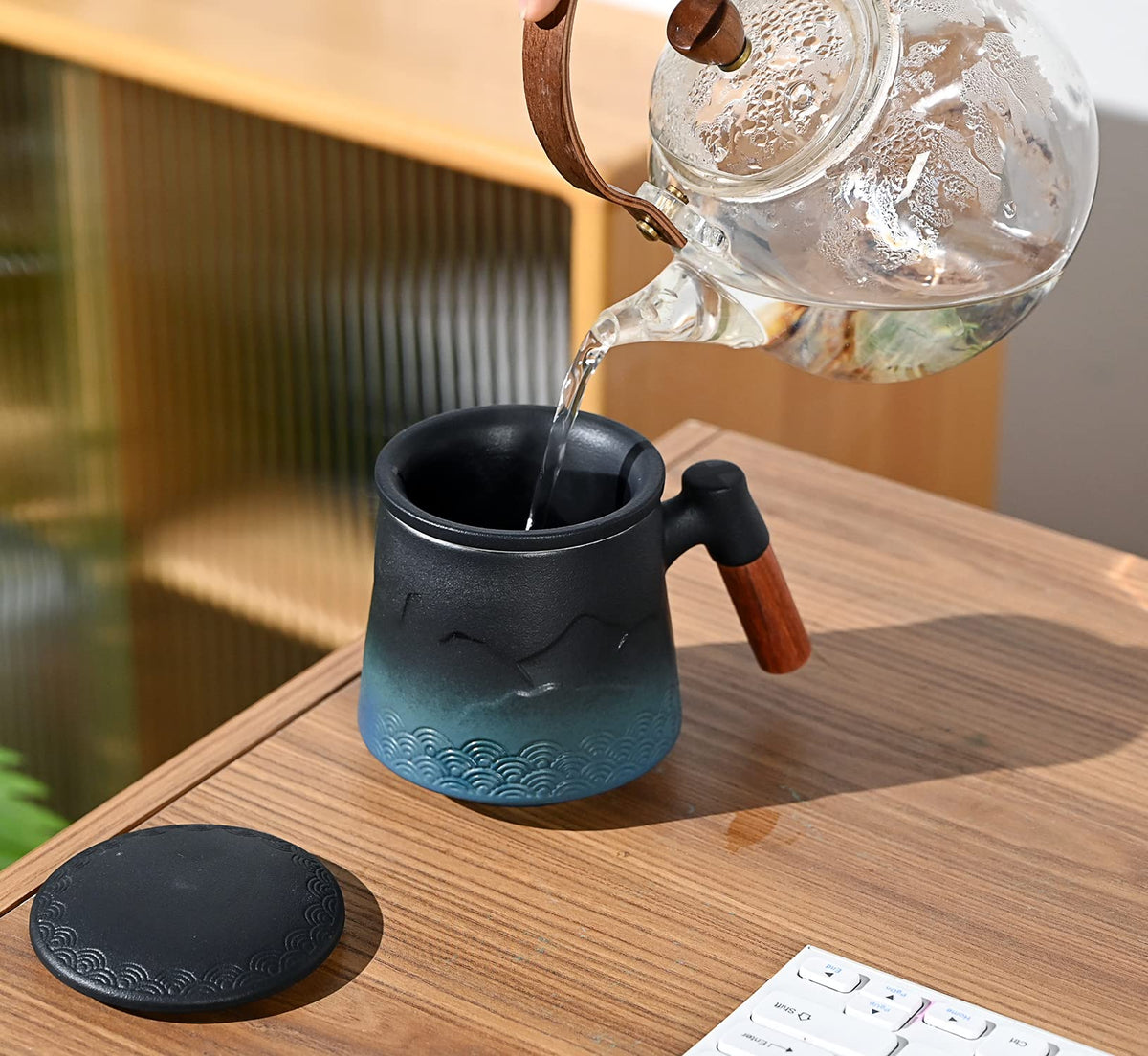 Tea Cup with Infuser and Lid