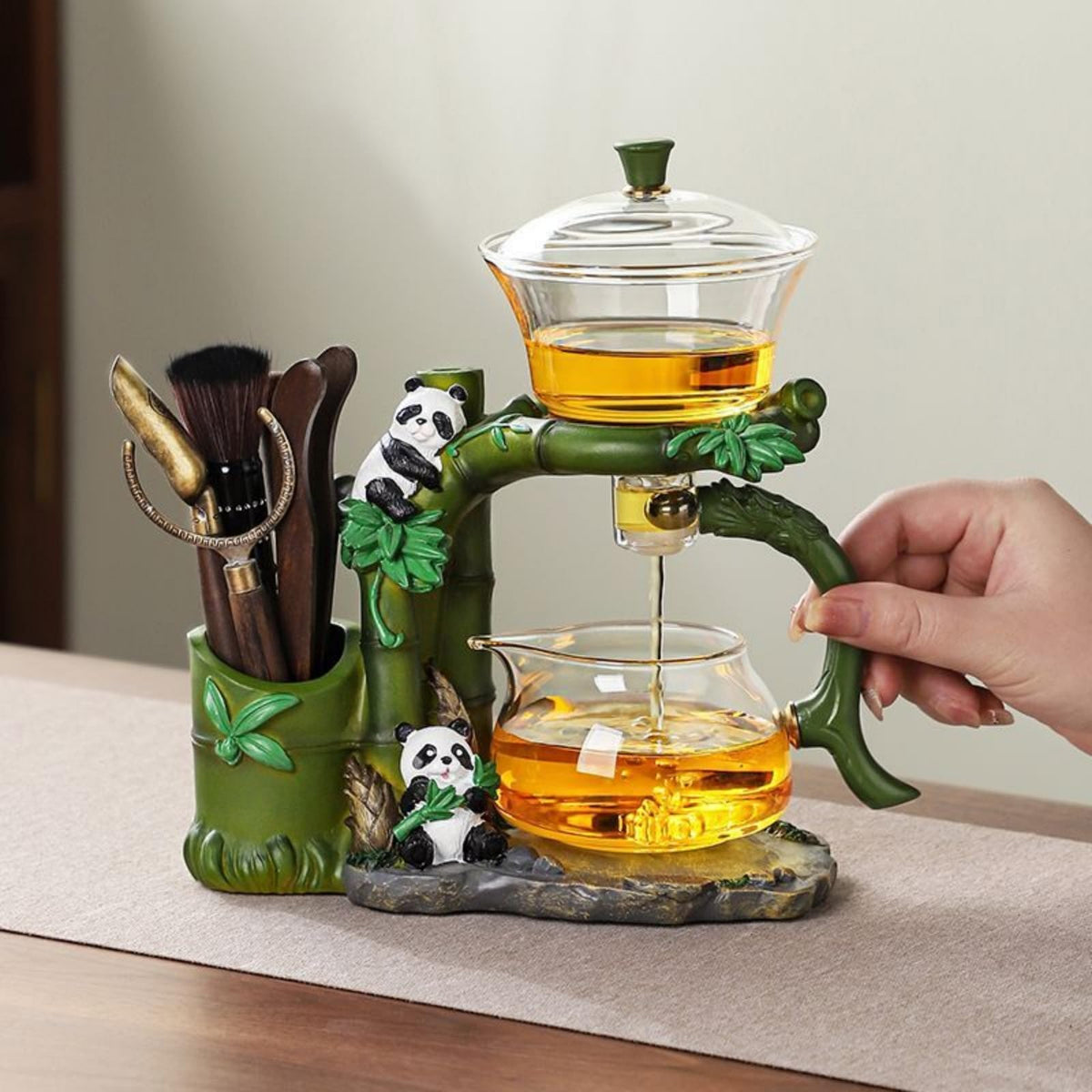 Chinese Gongfu Tea Set Magnetic Glass Teapot with Infuser Semi Automatic Tea Maker Set for Loose Leaf Tea