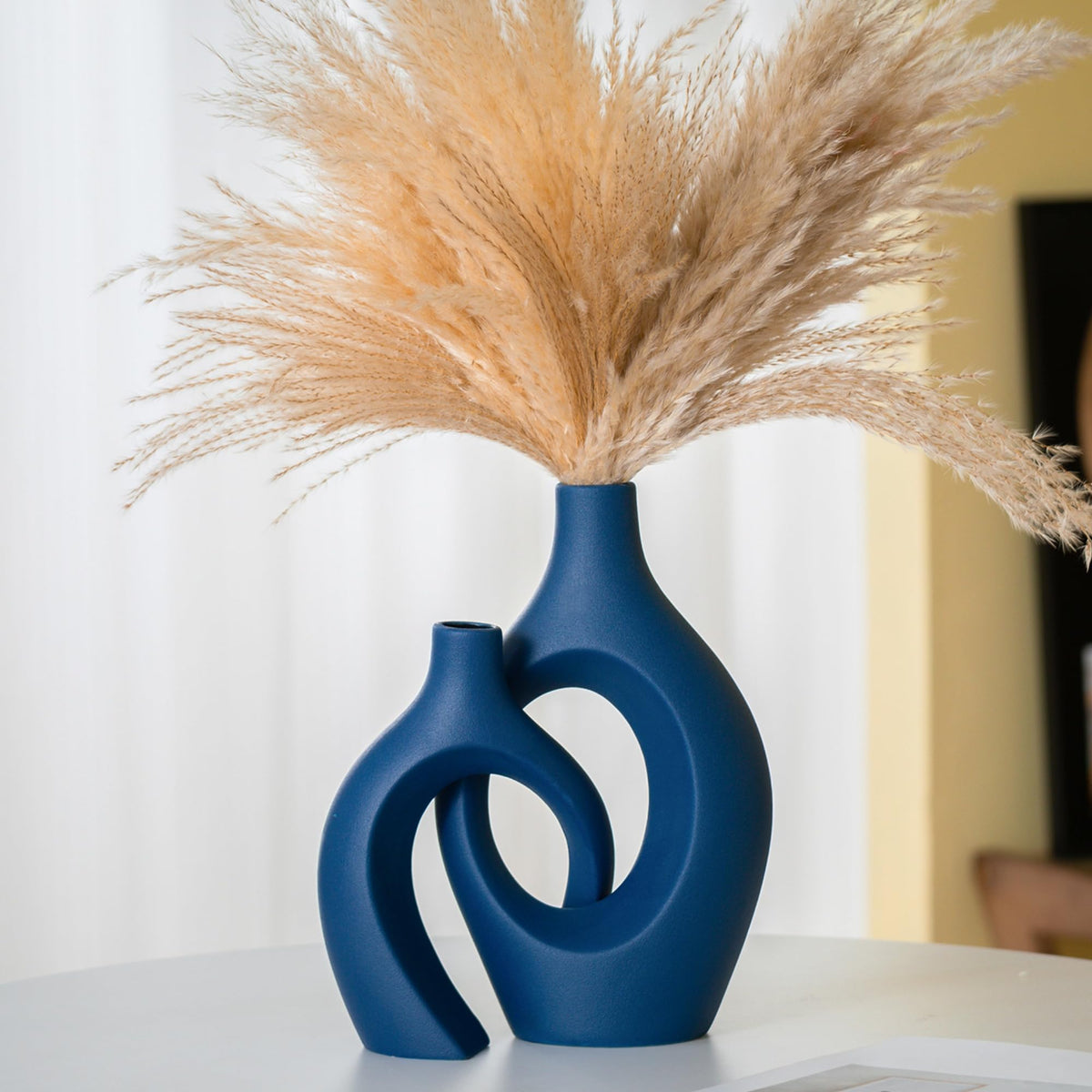 Blue Snuggle Hollow Ceramic Vase Minimalist Decorative Vases of 2