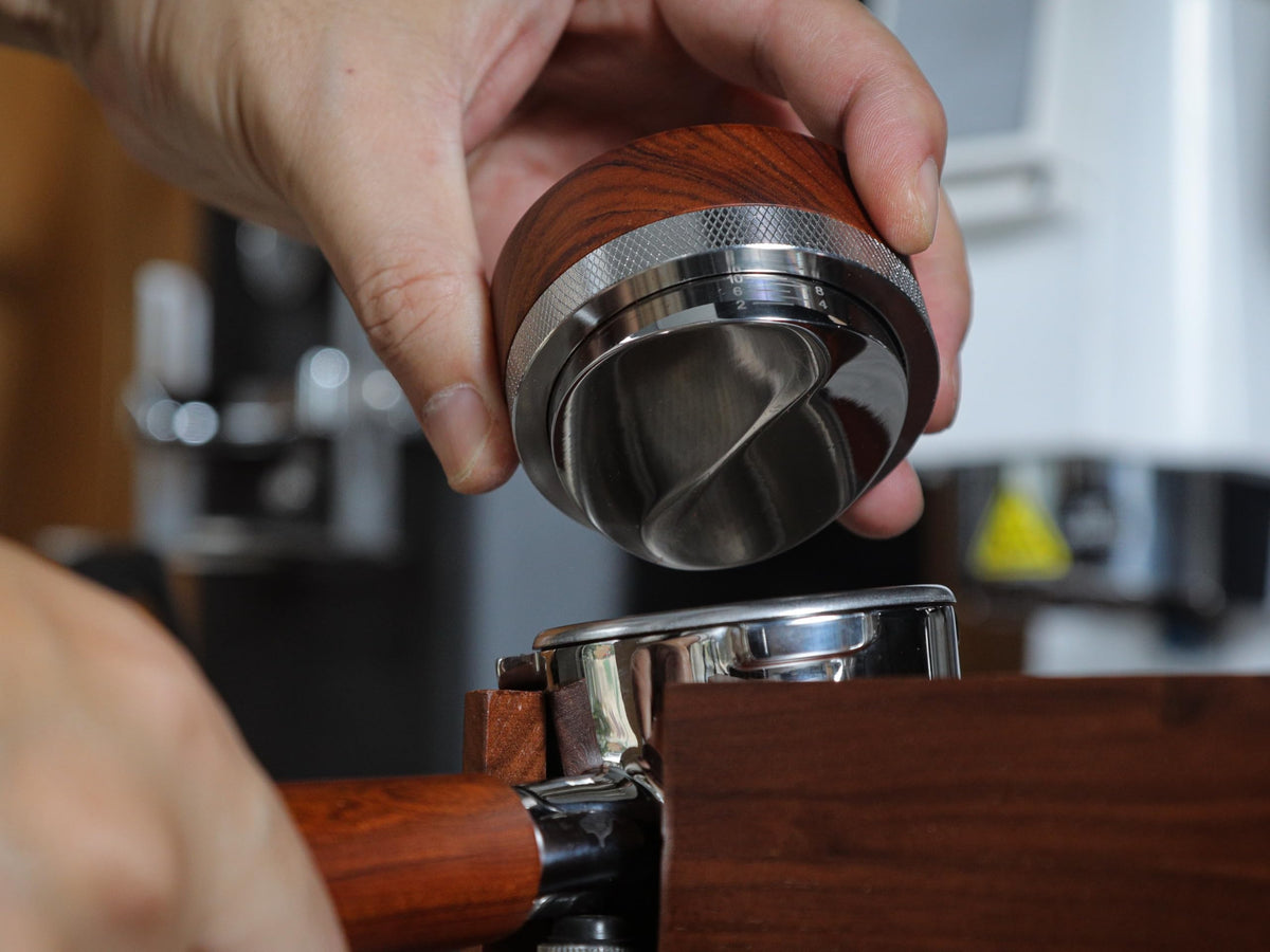 Espresso Distribution Tool 58mm Coffee Distributor Rosewood Adjustable Depth Stainless Steel Espresso Leveler Premium Espresso Machine Accessories For Coffee Bar
