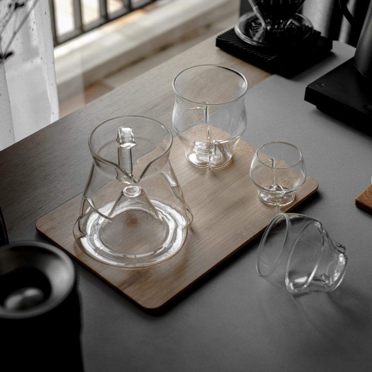 Avensi Wave Cyclone Coffee Server