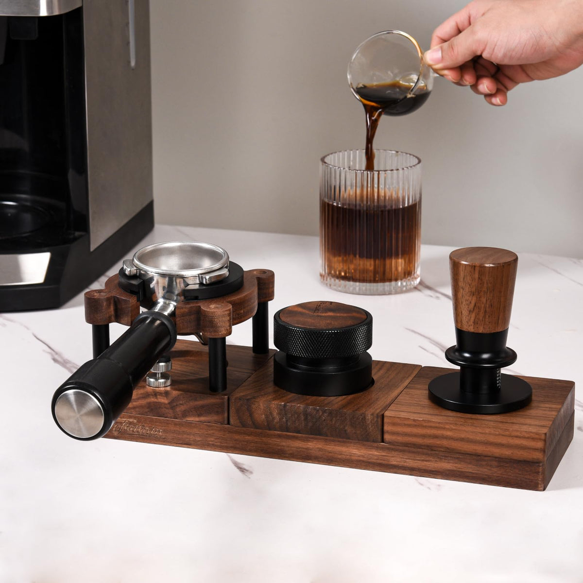 Magnetic Espresso Tamping Station