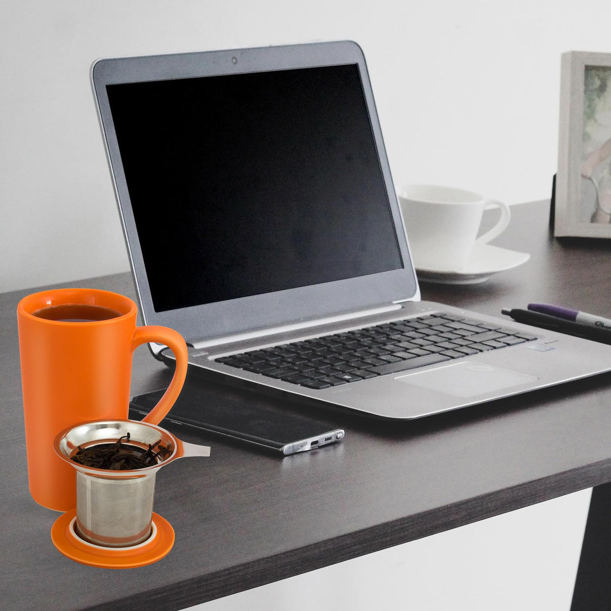 Tea Cup with Infuser and Lid