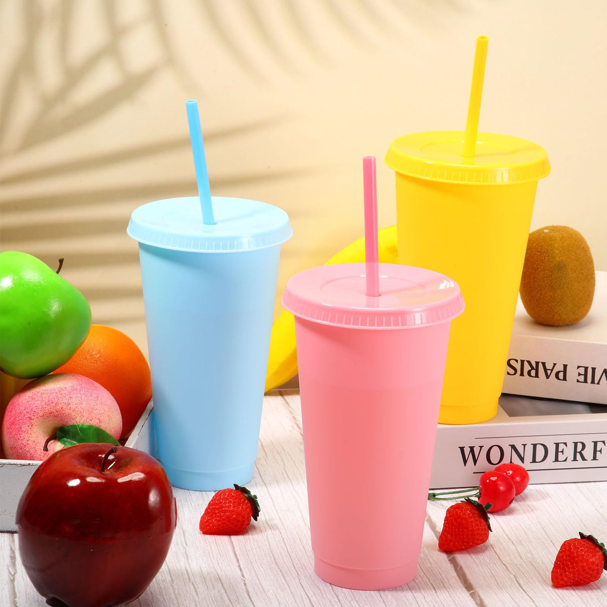 100 Pack Plastic Cups with Lids Straws (100 Count)