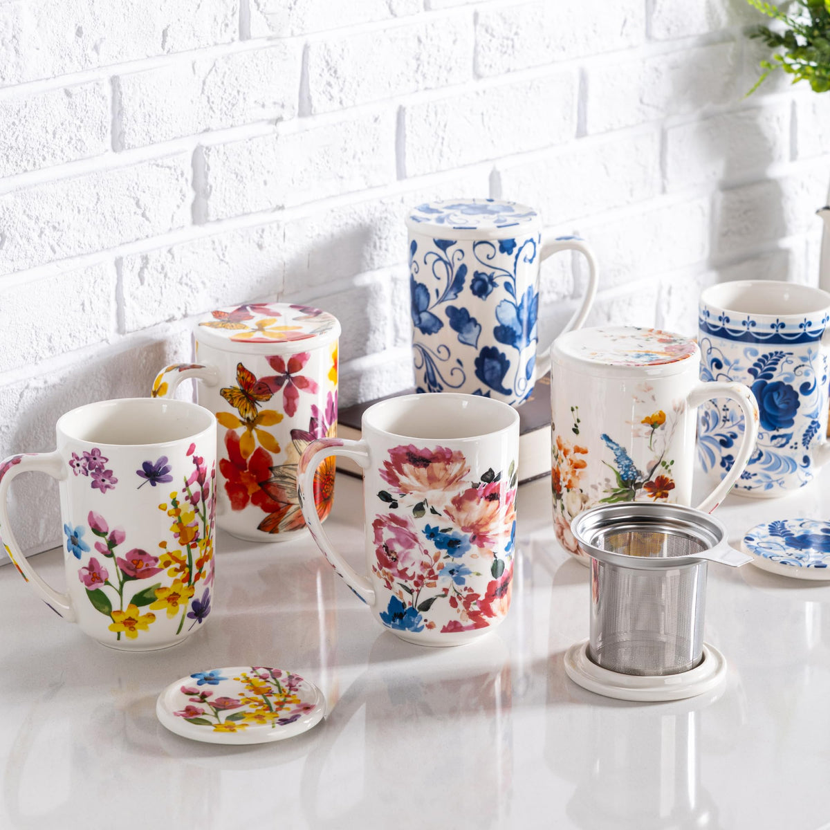 Tea Mug with Infuser and Lid