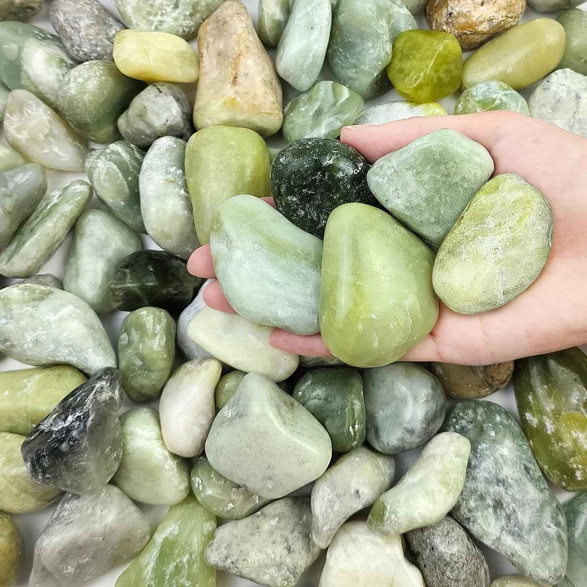10 lbs Polished River Rocks (160 Ounce)