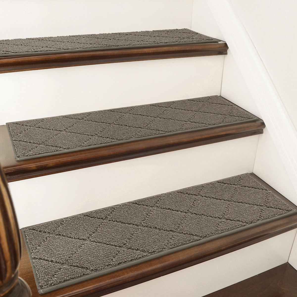 Stair Treads for Wooden Steps Non Slip 9"x28" (7 Sq Ft)
