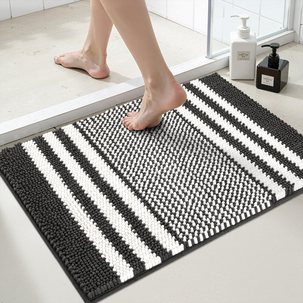 Bathroom Rugs (5.81 Sq Ft)
