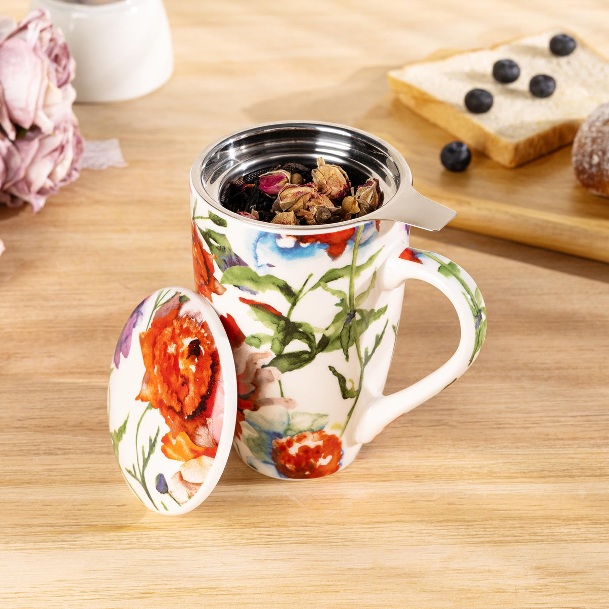 Tea Mug with Infuser and Lid