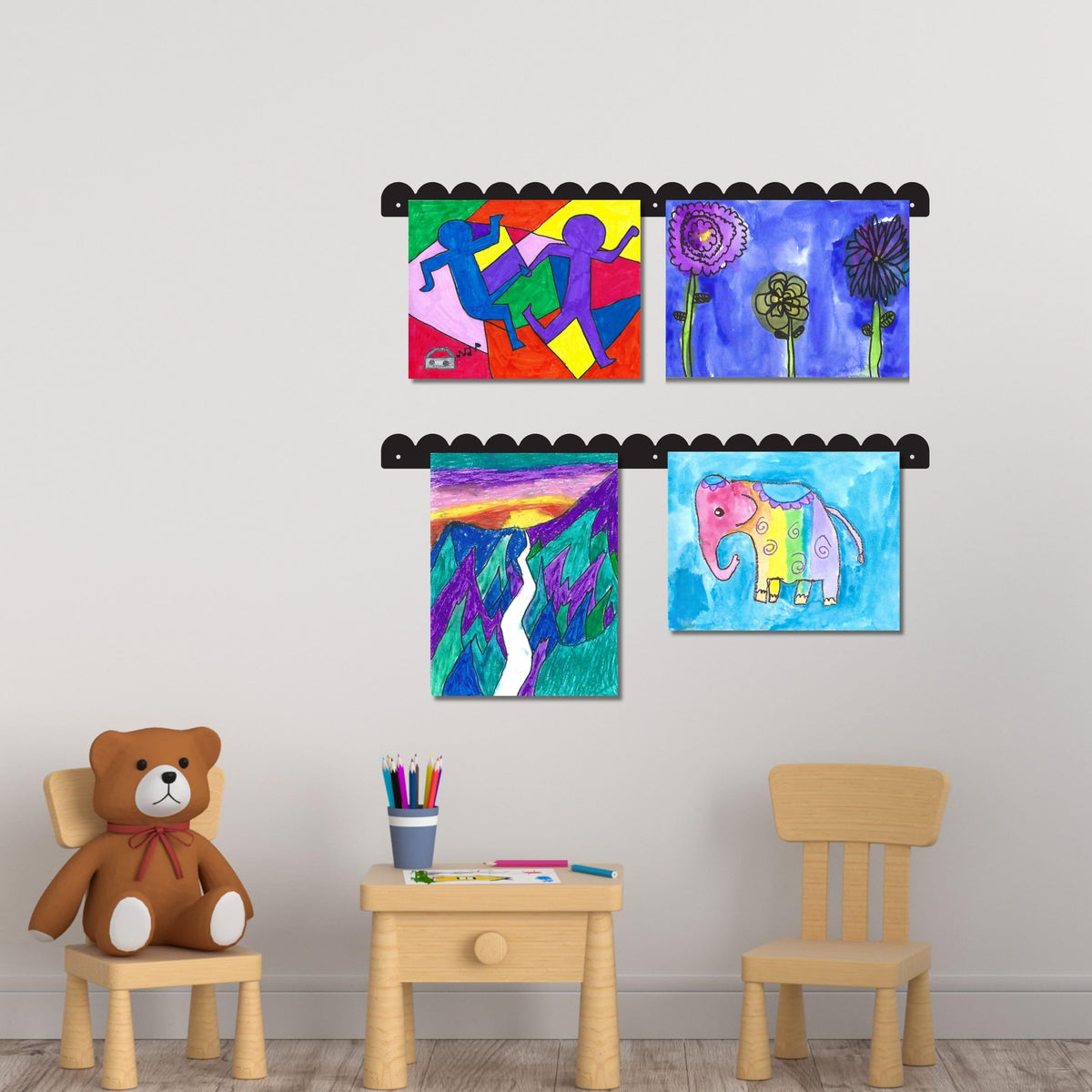 Scalloped Magnetic Art Display for Kids Artwork & Photos