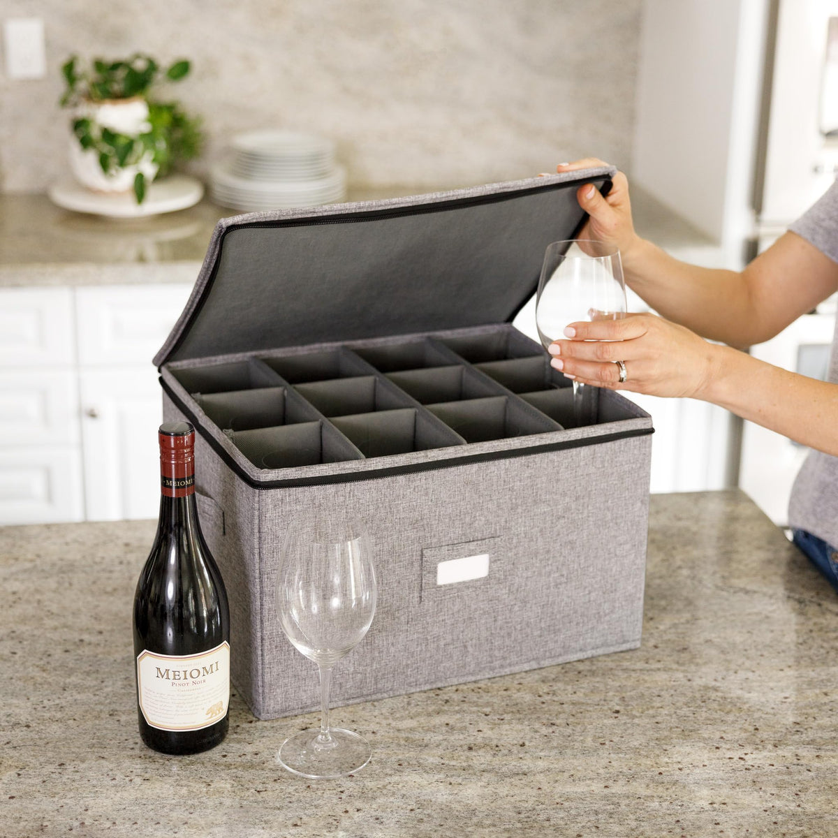 Hard Shell China Storage for Wine Glass
