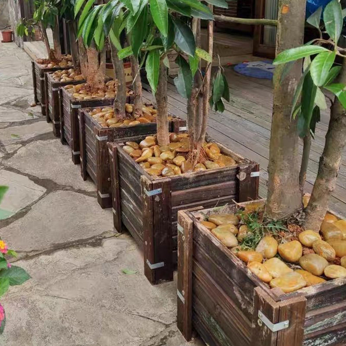 40 lbs Yellow River Rocks for Landscaping