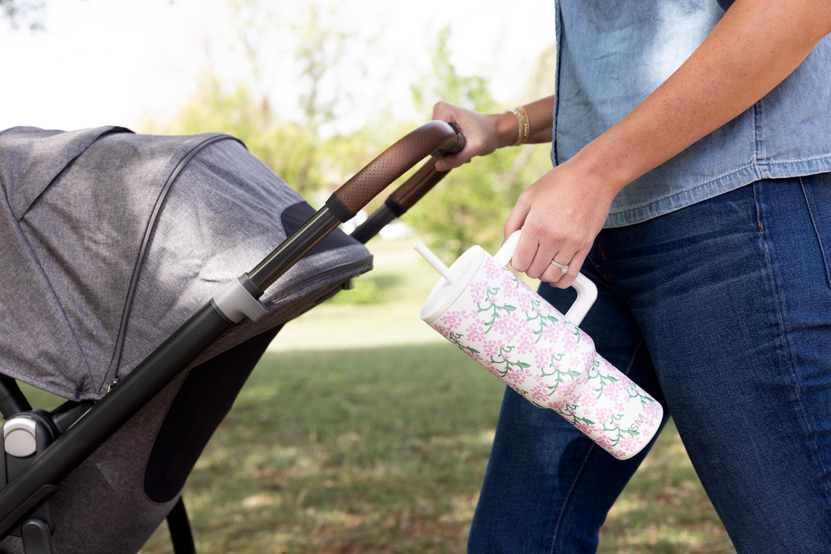 Tumbler with Handle and Straw